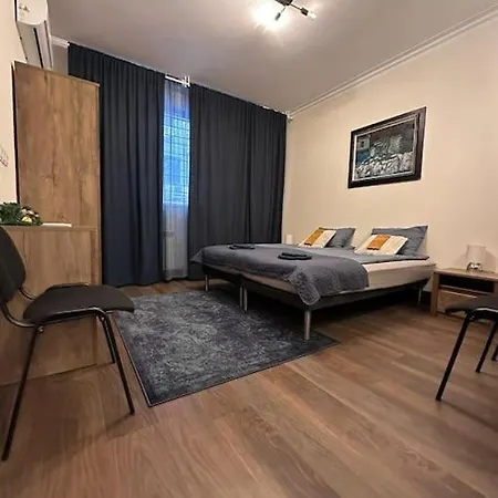 City Centre Stylish Apartament With Private Backyard Sofia Exterior photo