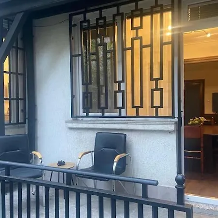 City Centre Stylish Apartament With Private Backyard Sofia Exterior photo